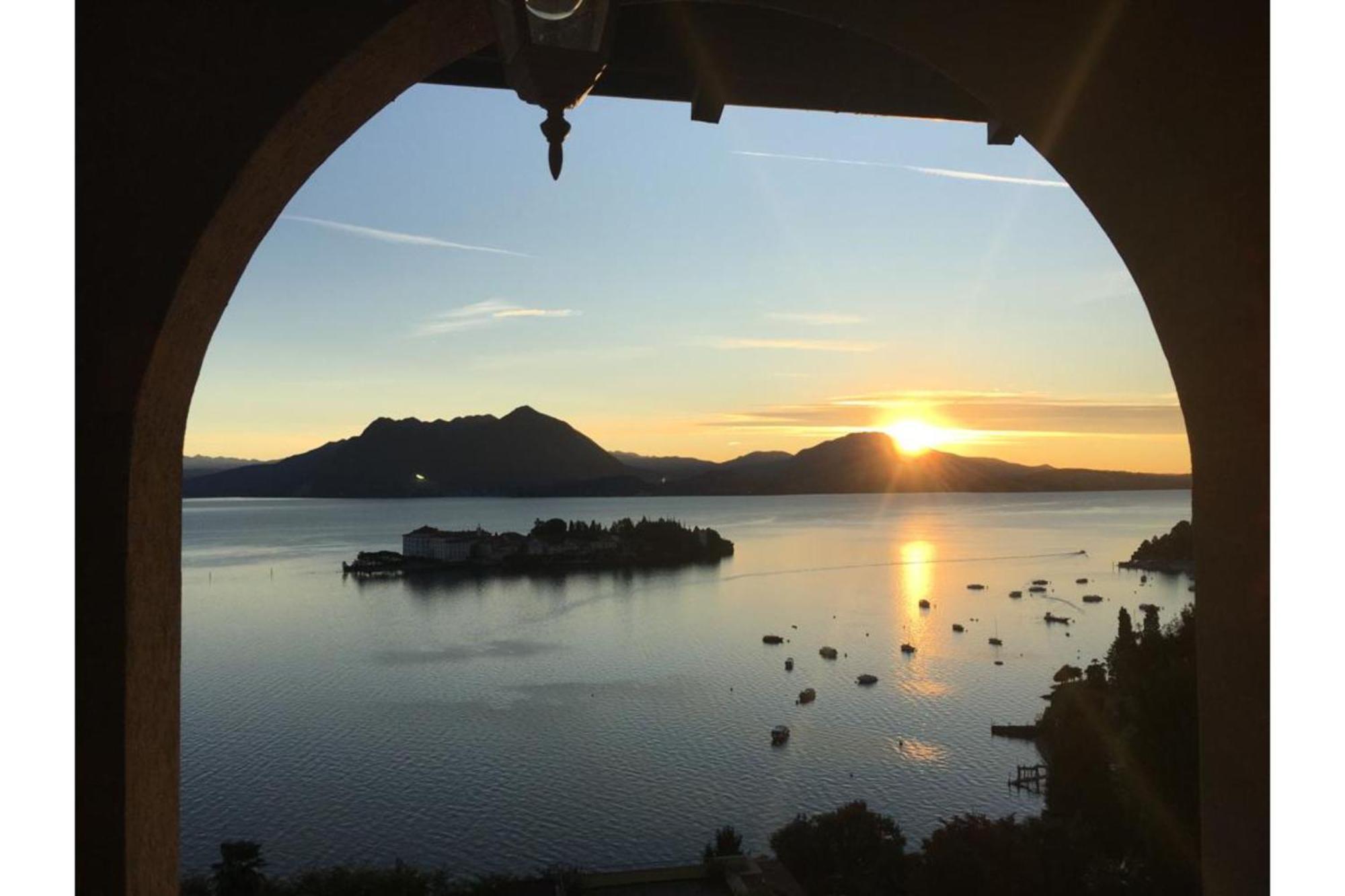 Pandora Lake View Stresa - Happy Rentals Zewnętrze zdjęcie